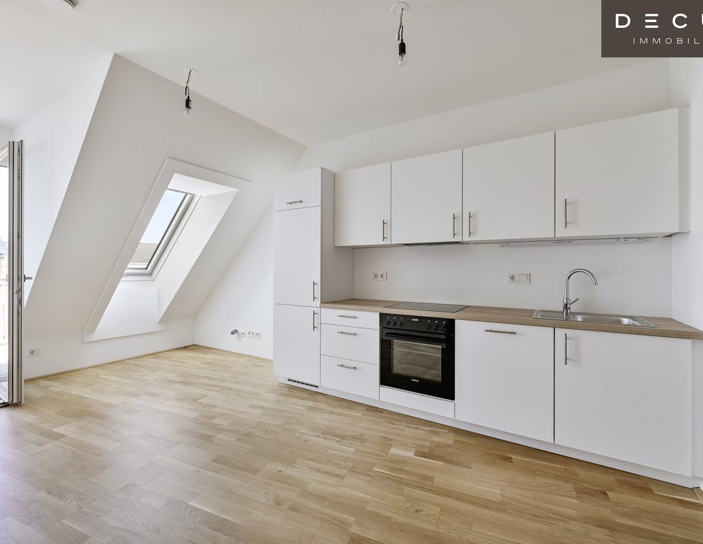 | BALKON | DACHGESCHOSS | 2 ZIMMER | BETREUTES WOHNEN | SENIORVITA | BRUNN AM GEBIRGE