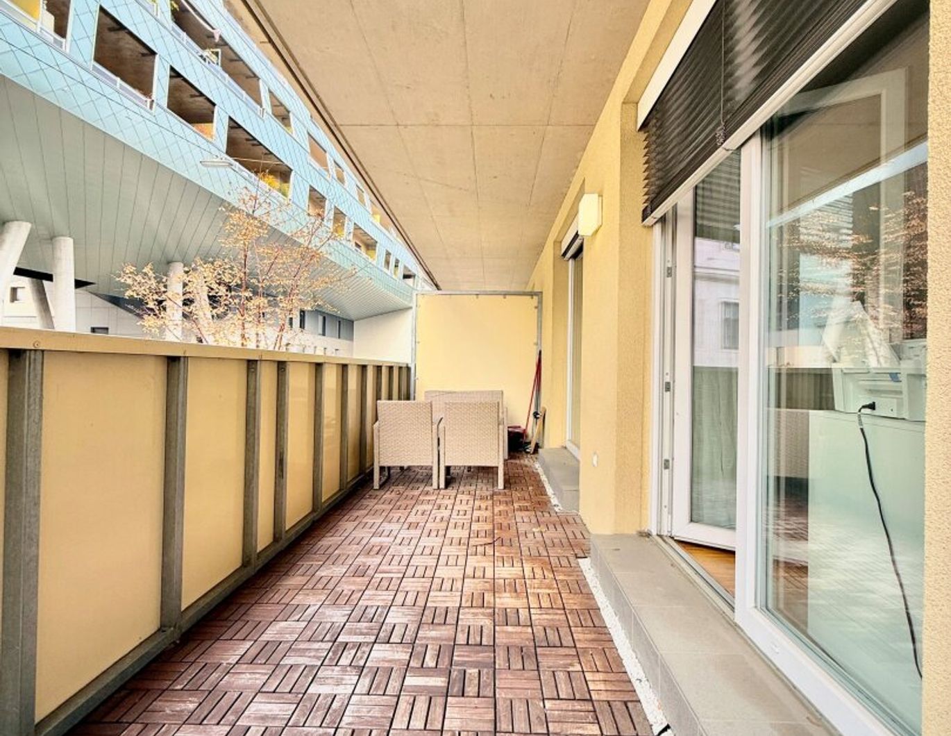 *WOW* I STADTWOHNUNG I XL-BALKON I TIEFGARAGE I BADEWANNE I AB SOFORT VERFÜGBAR I WEST-AUSRICHTUNG I INNENSTADT-LAGE I SEHR HELL I MODERNER GRUNDRISS I PROJEKT WOHNEN I