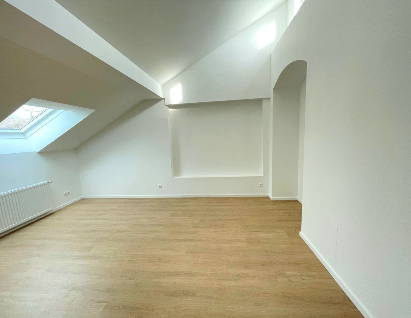 Gut aufgeteilte 2-Zimmer-Wohnung - Nahe Türkenschanzpark