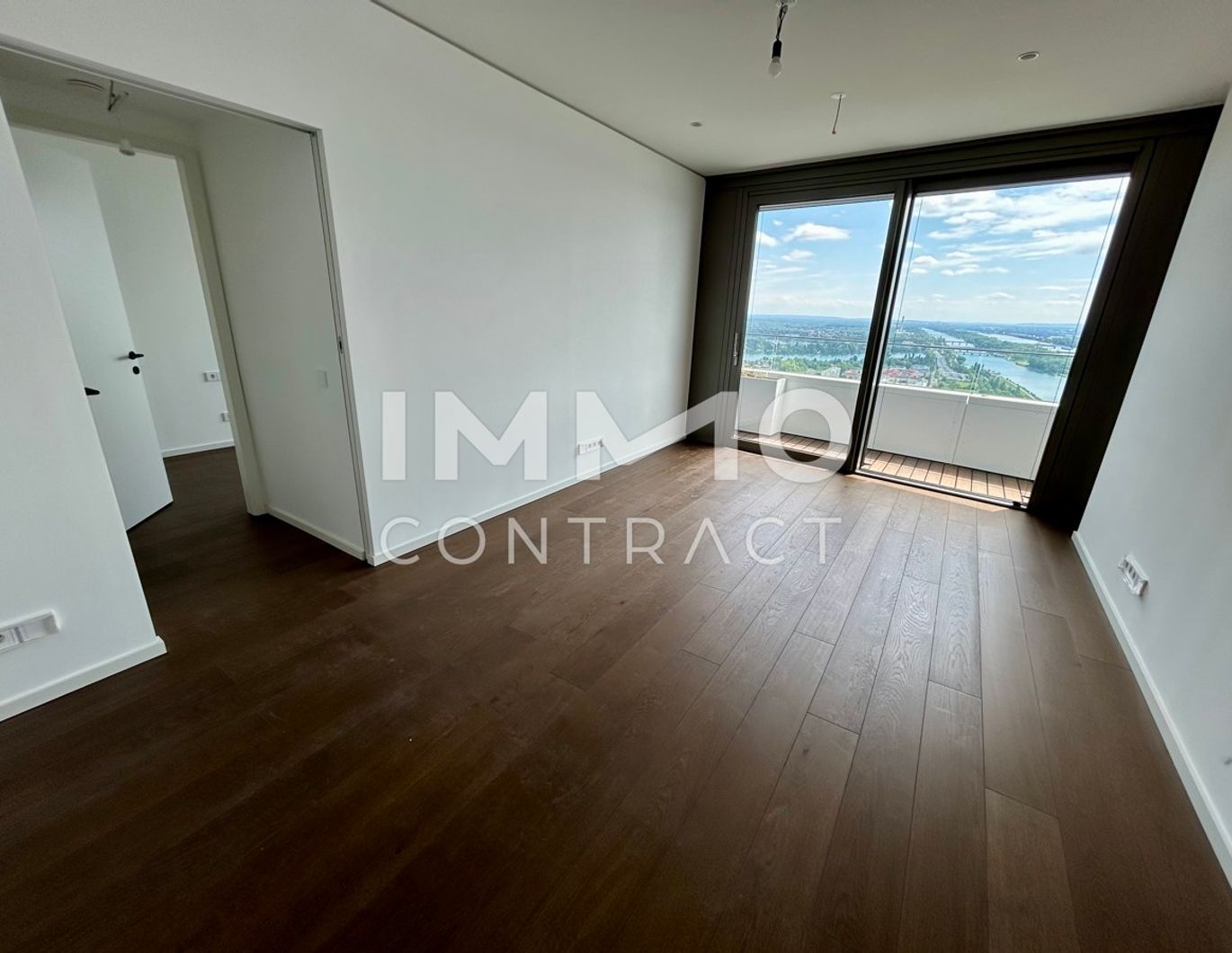 Hoch hinaus! Elegantes 2-Zimmer Apartment im 38. Stock und Blick auf die Alte Donau!