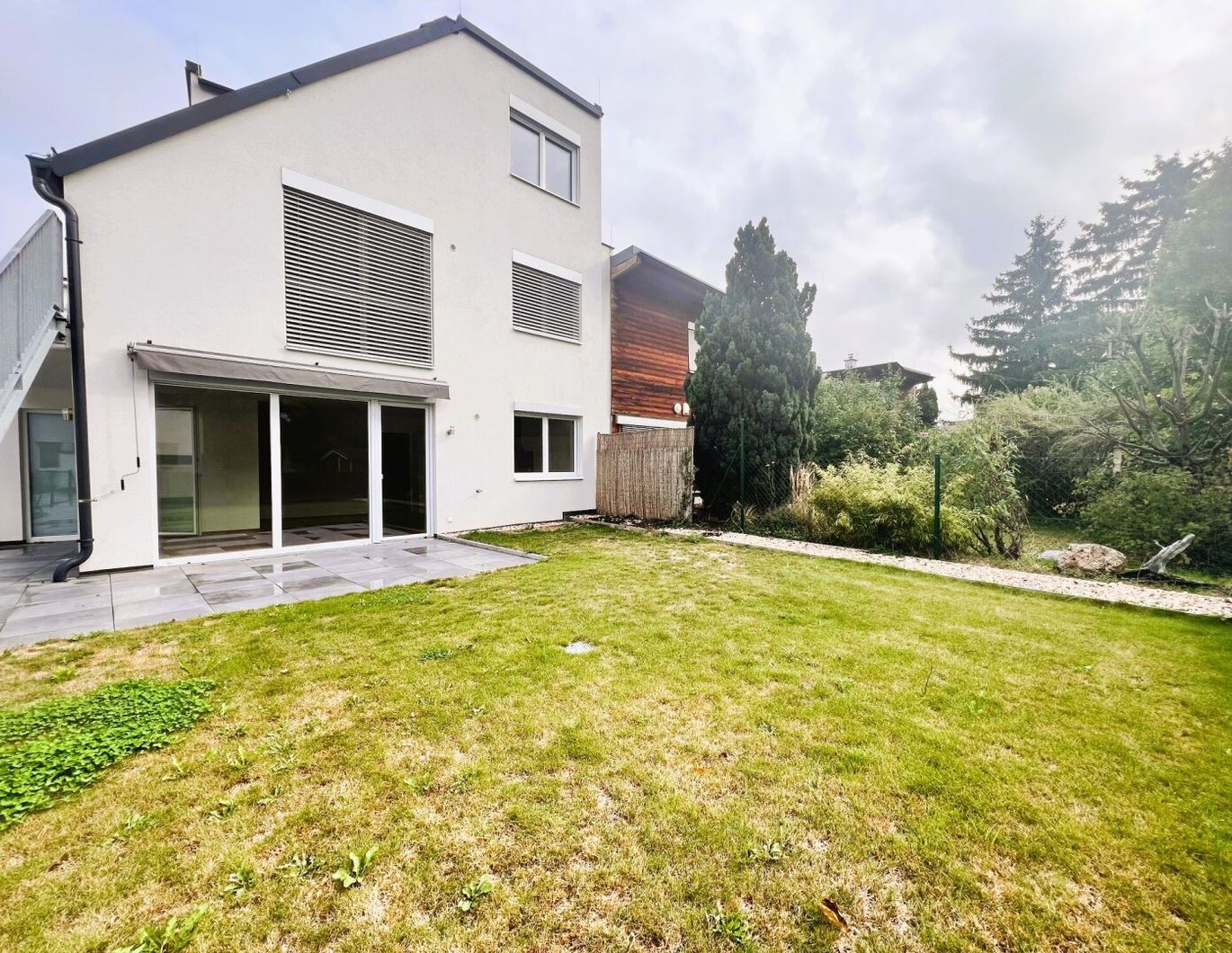 Sehr schöne Familienwohnung mit Terrasse und großer Gartenfläche (T 1.3 / EG)