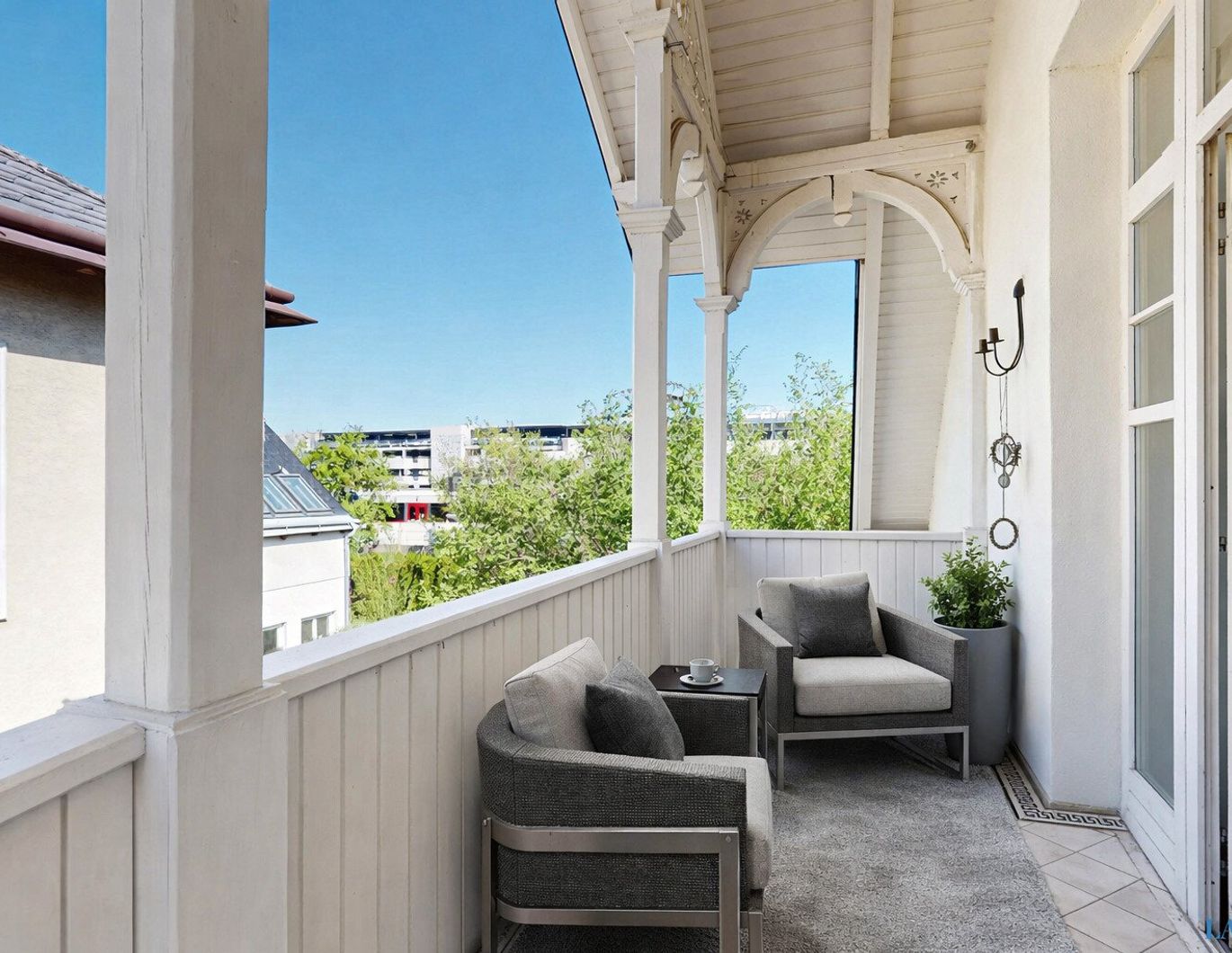 Repräsentatives Arbeiten und stilvolles Wohnen in historischem Ambiente