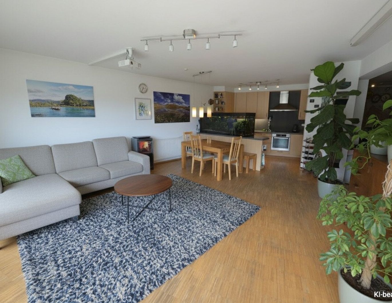 Großzügiges Wohnerlebnis in Telfs: Lichtdurchfluteter Wintergarten & enormes Potenzial