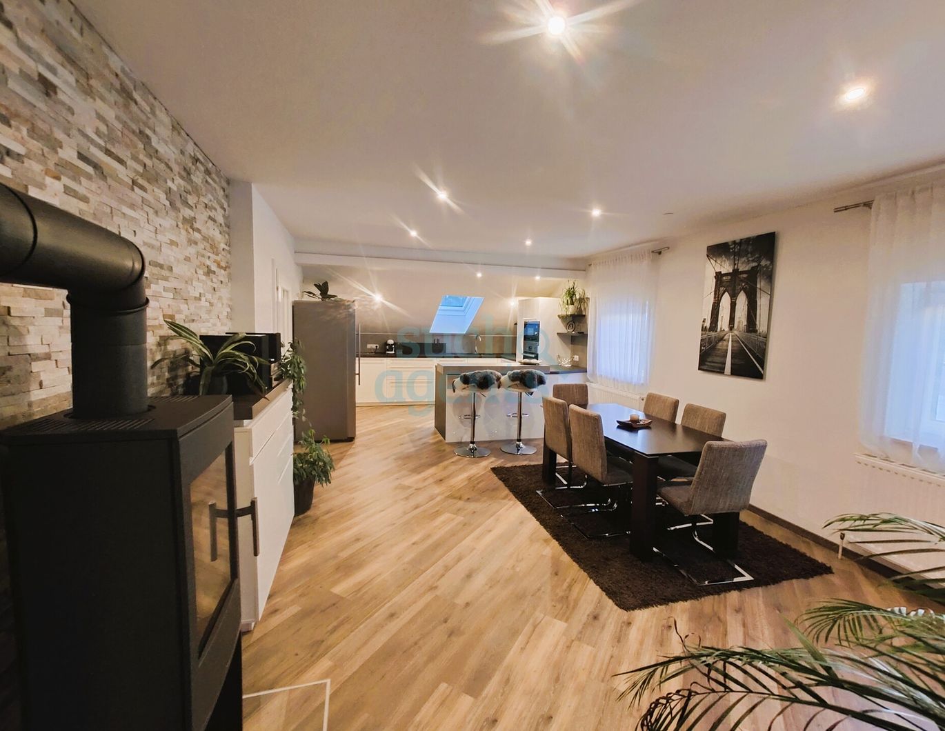 Neuer Preis! Großzügiges Mehrgenerationenhaus in Ruhelage mit Panoramablick über Laakirchen