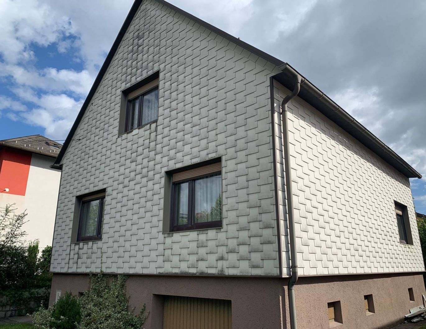 Neuer Preis ! Gepflegtes Einfamilienhaus in sehr begehrter, ruhiger Lage!!