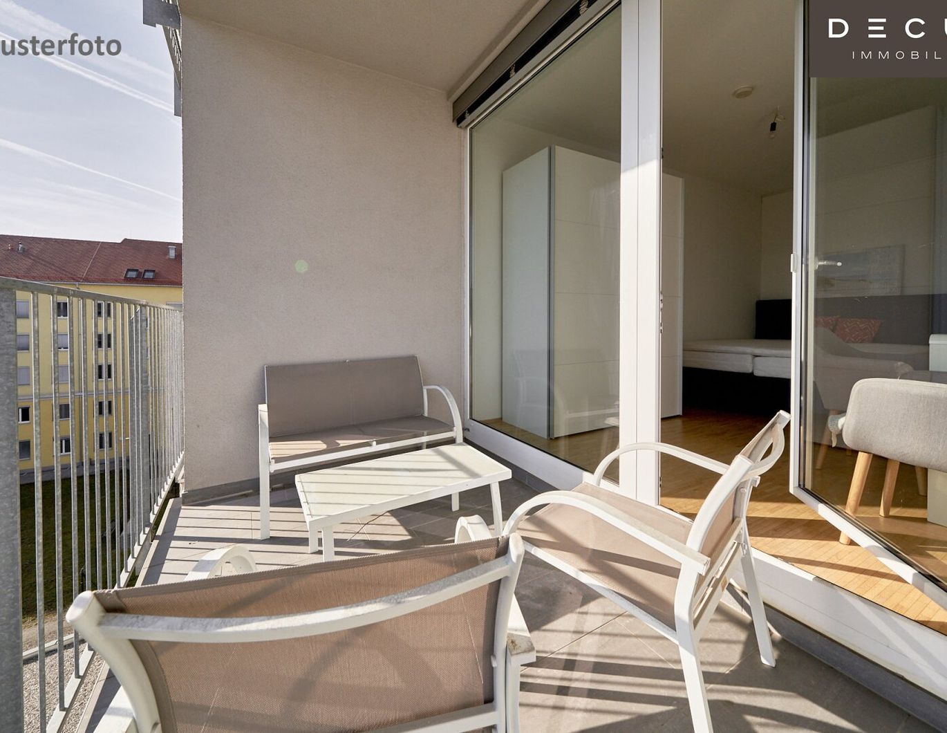 | 2,5 ZIMMERWOHNUNG | MIT SONNIGER LOGGIA