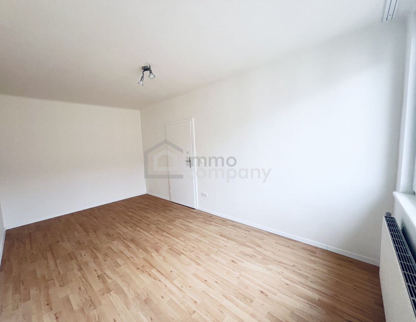 Wunderschöne neue Wohnung im Zentrum des 12. Bezirks! U4 und U6. Neubau!