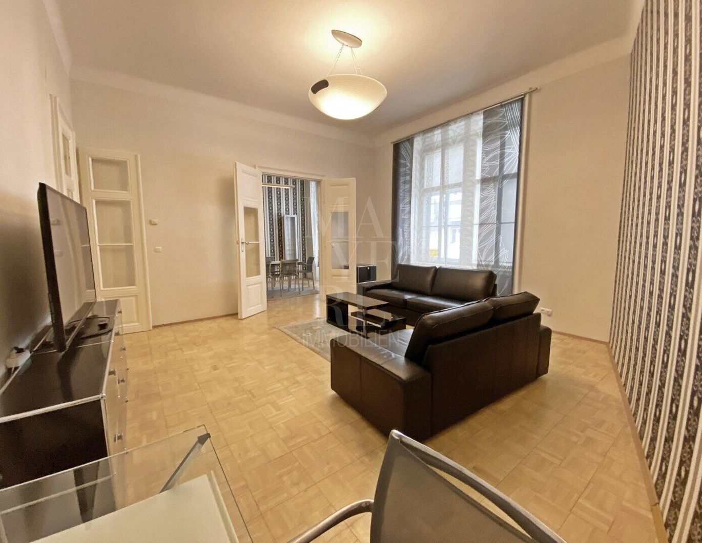 Komplett möblierte Innenstadtwohnung / 2 SCHLAFZIMMER - ! KEINE KURZZEITMIETE !