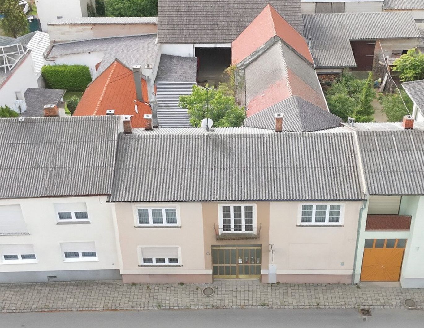 Tradition trifft Potenzial - Wohnhaus mit Nebengebäuden und großer Bebauungsmöglichkeit