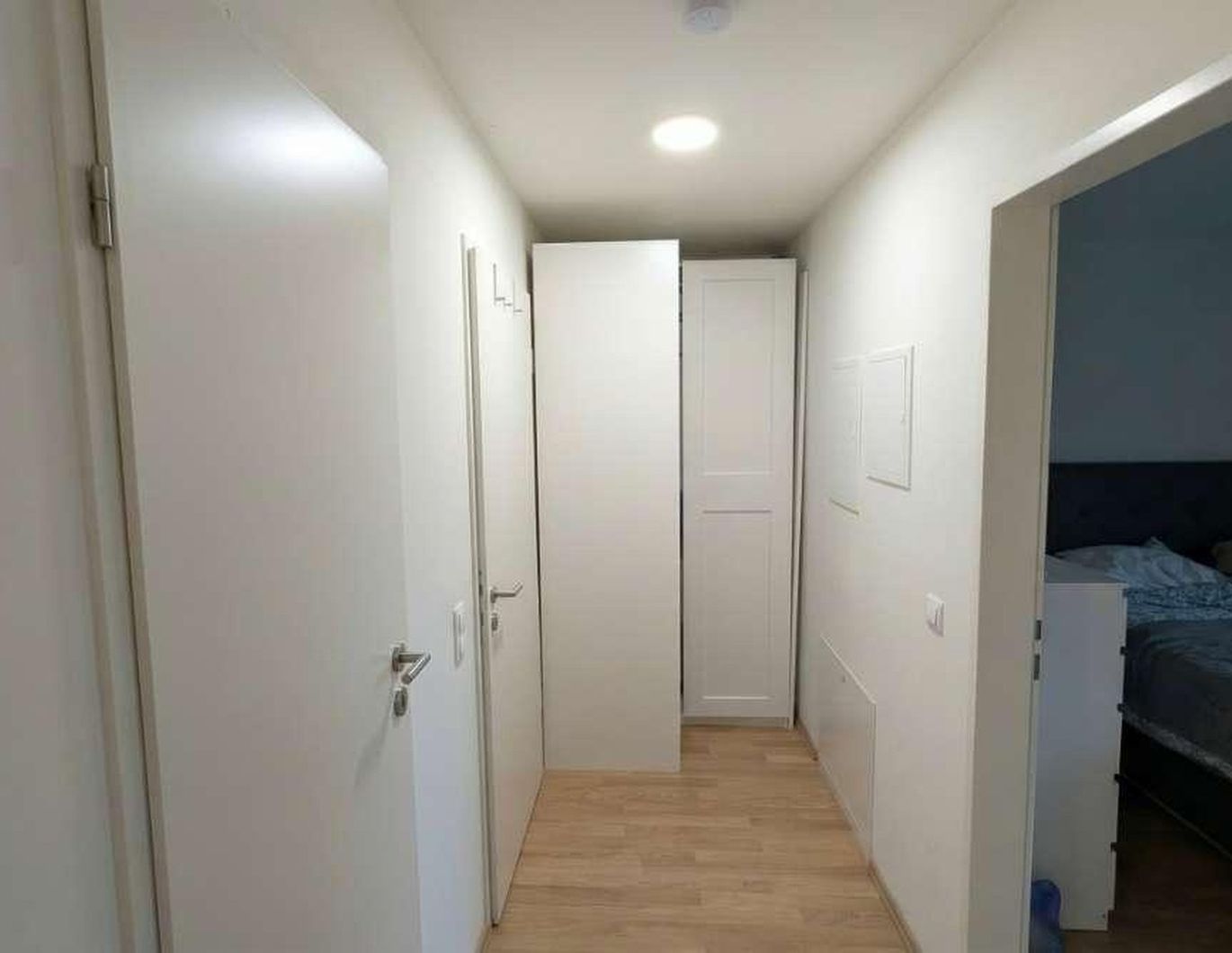 Vollmöblierte 2-Zimmer-Wohnung mit Balkon