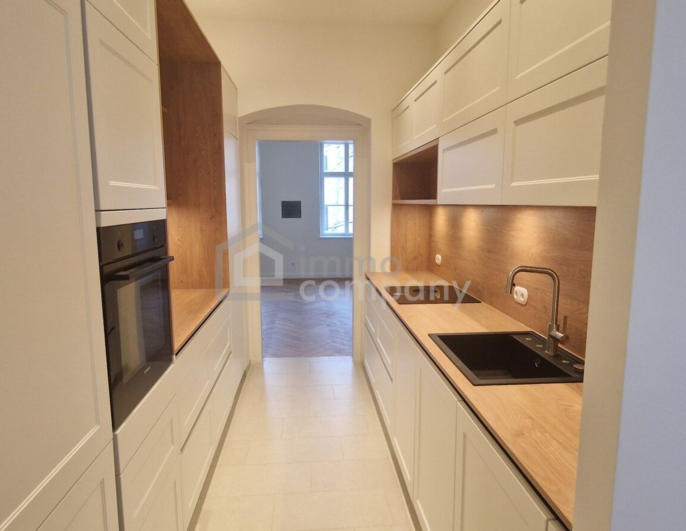 Traumhafte Altbauwohnung im Gersthofer Cottage - Ideal für Altbauliebhaber! Ruhiger Garten im Innenhof zur Mitbenutzung