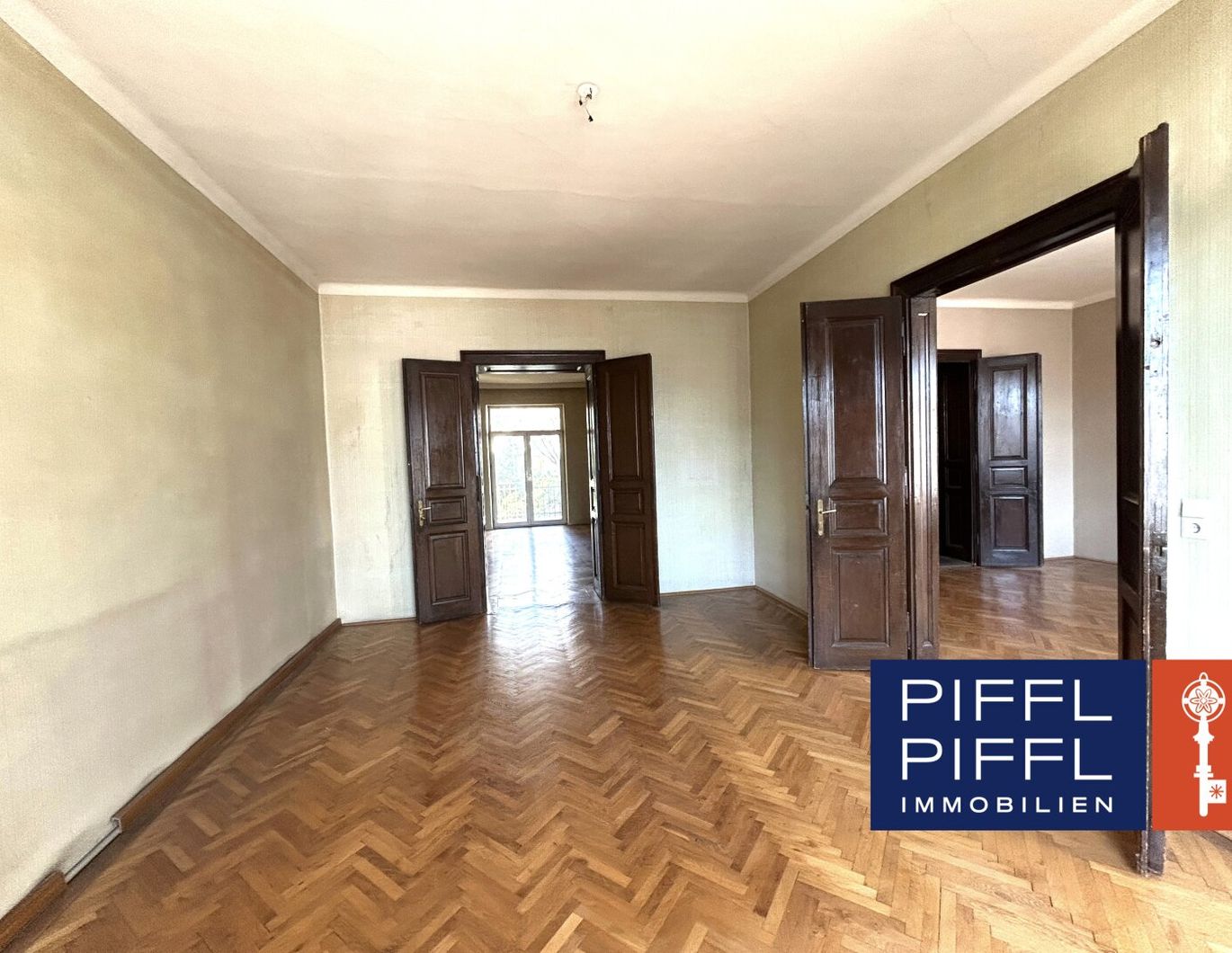 Bestandsfreies Mehrfamilienhaus in Linz: 650m² mit Garten!