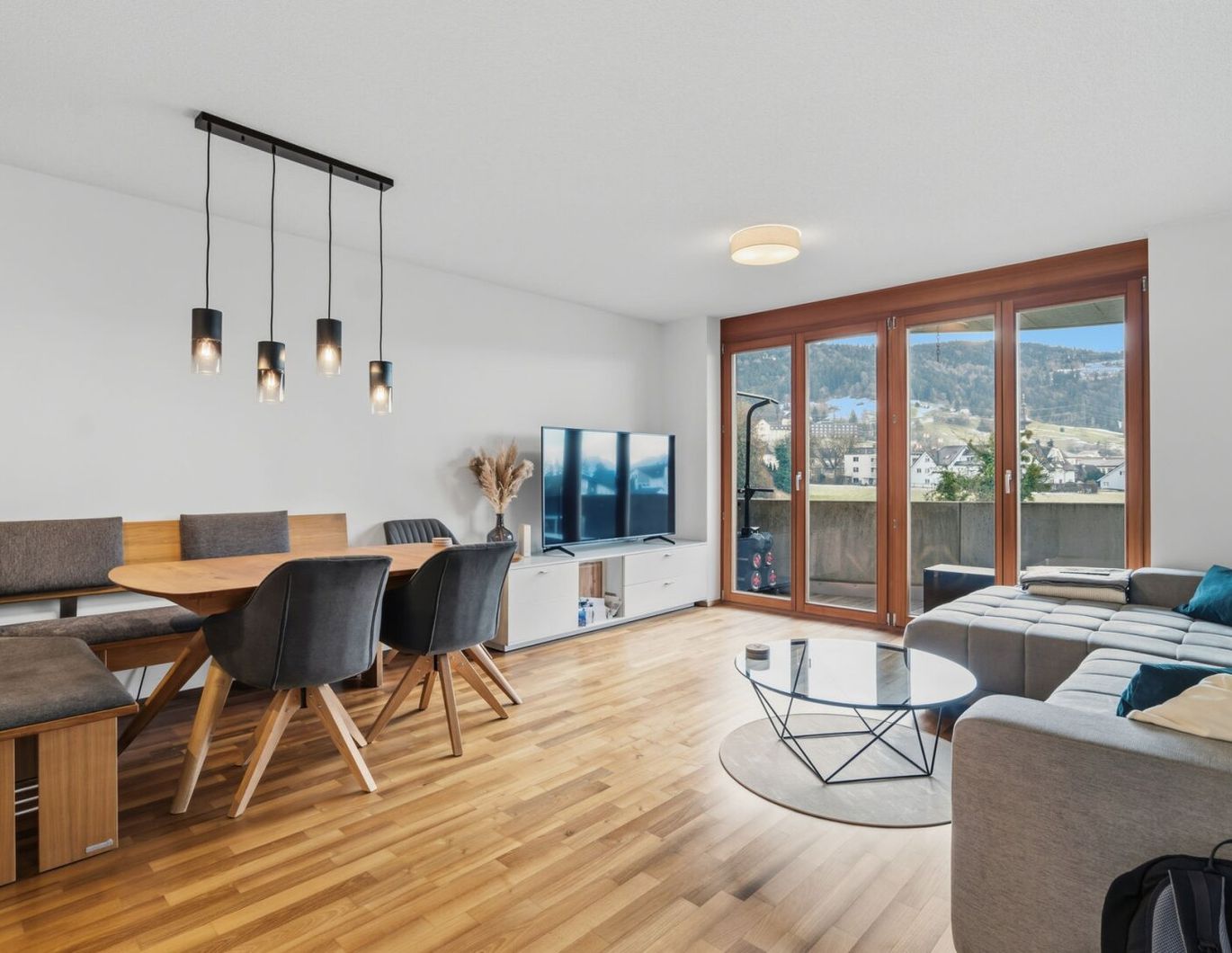 Moderne 2-Zimmer-Wohnung mit Balkon und Tiefgarage in Lochau