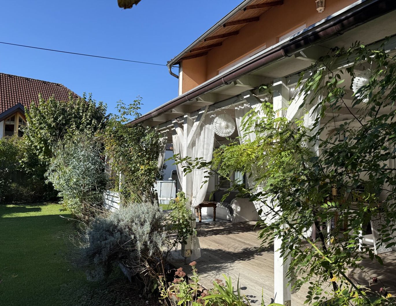 Großes Wohnhaus in Wels! Besichtigungstermin SA 22.11. 10-12 Uhr!