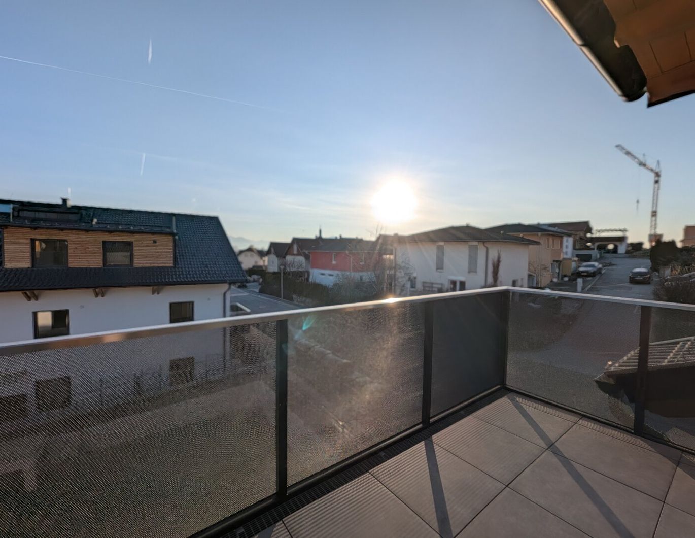 Erstbezug in Hallwang: Hochwertige 3-Zimmer-Dachgeschosswohnung (Bezugsfertig & ohne Käuferprovision)!