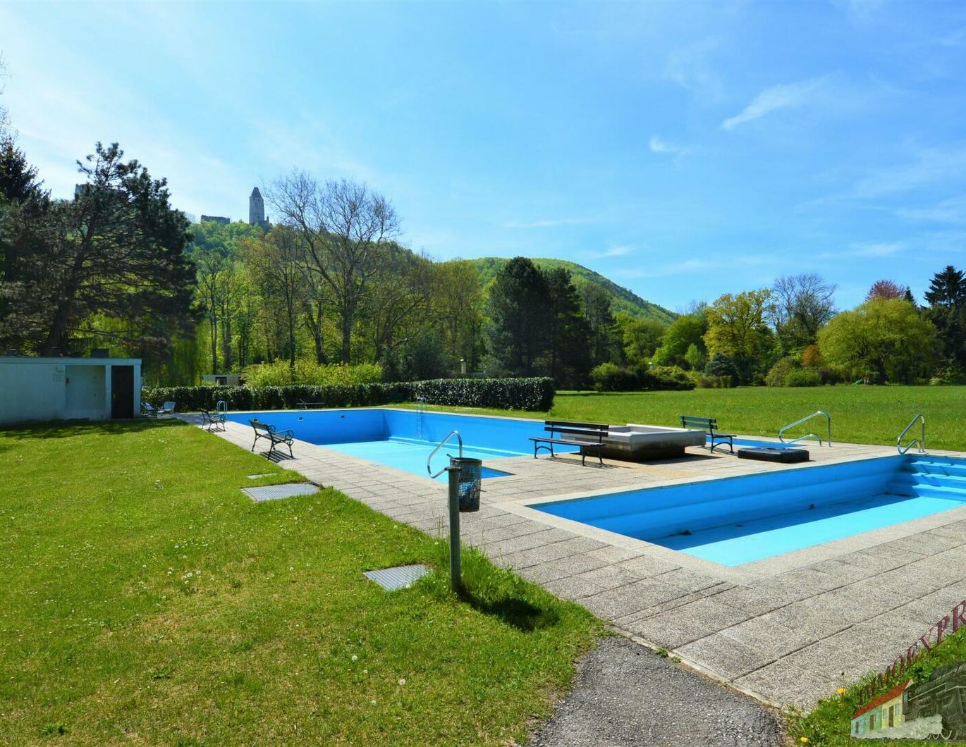 Wohnen wie im Urlaub - Bungalow im Schlosspark Seebenstein