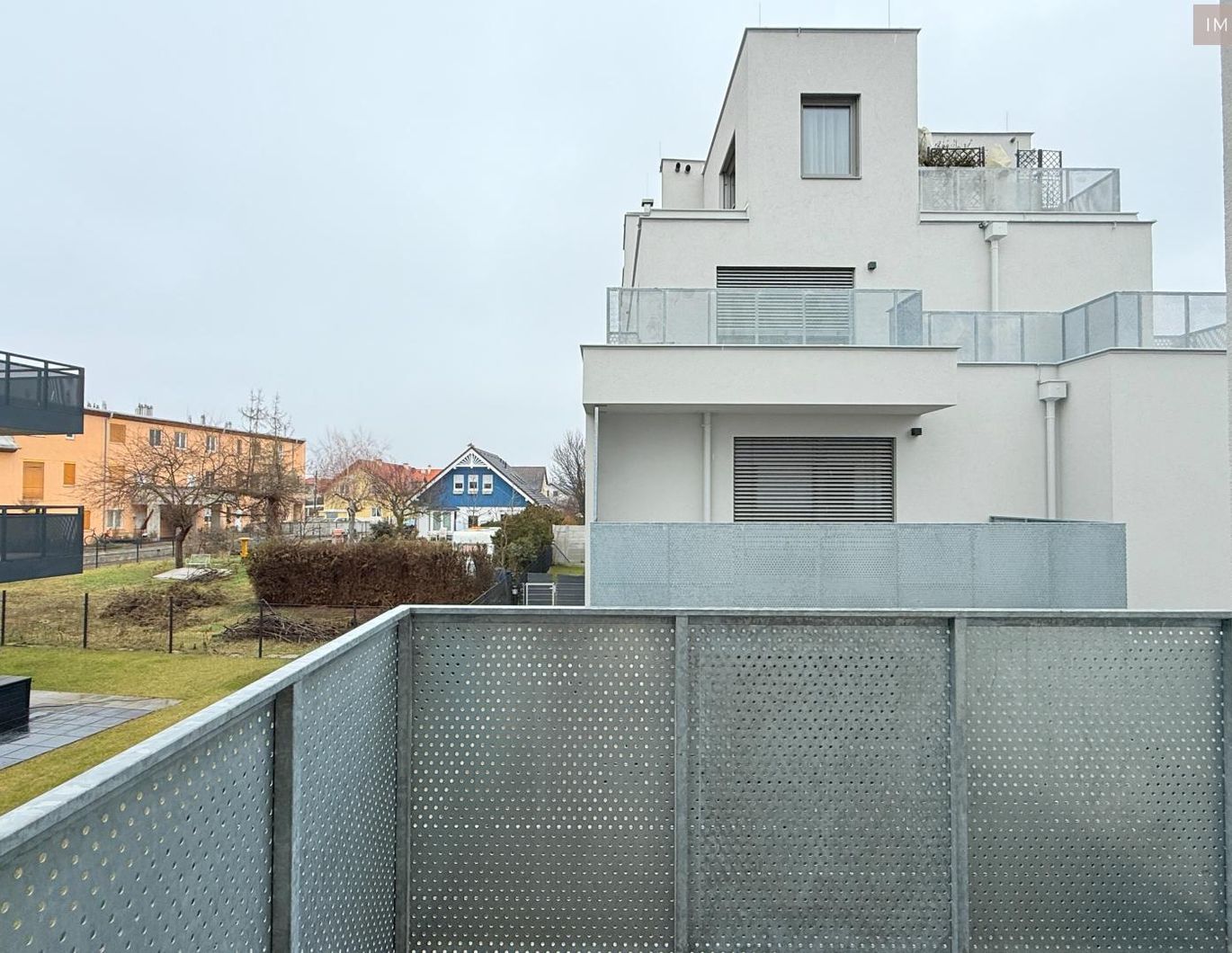 IHRE BALKONWOHNUNG IN ESSLING / 22., Schafflerhofstrasse/ Moderne Deckenkühlung und Heizung!