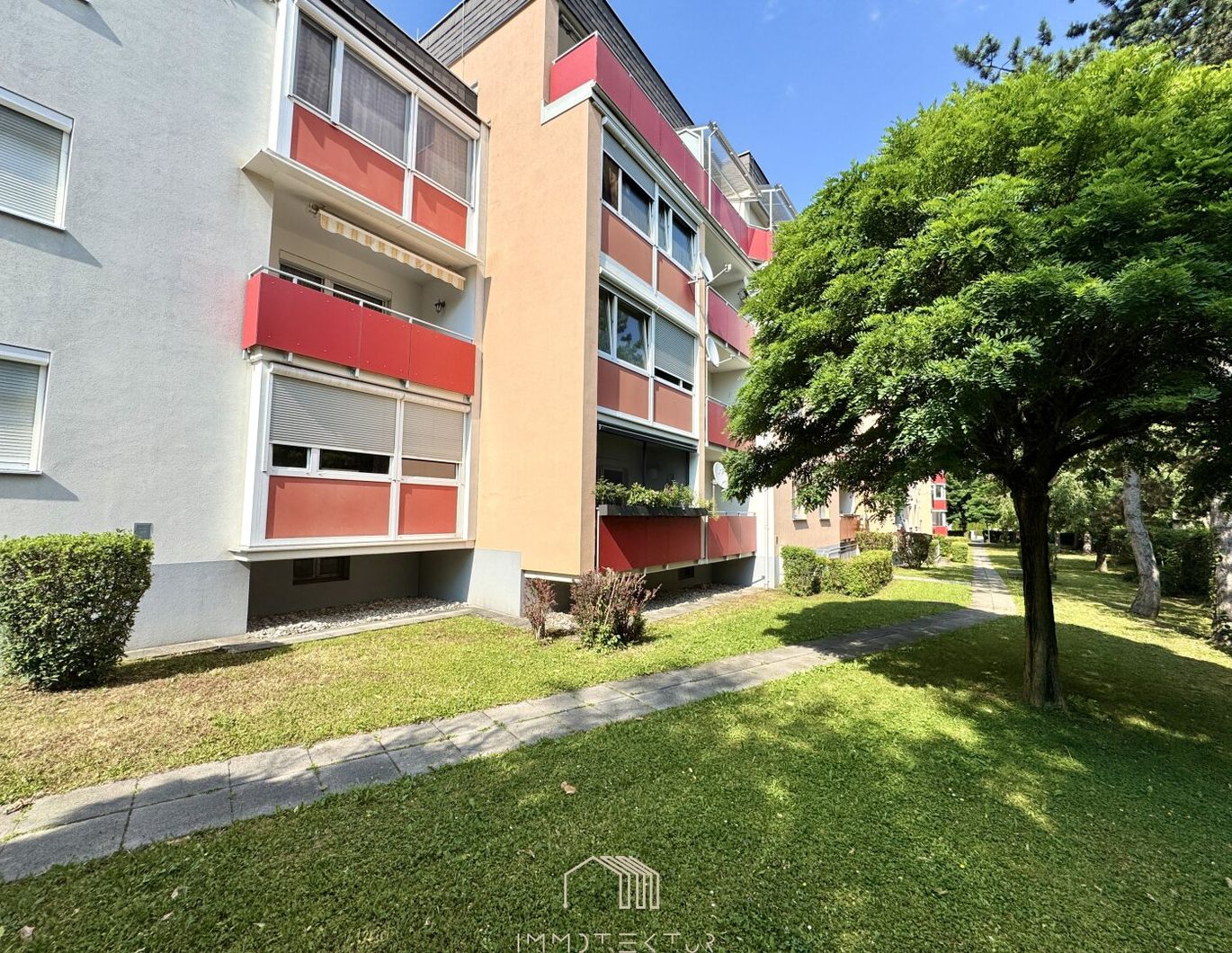 ATTRAKTIVER PREIS: Geräumige 2-Zimmer-Wohnung mit Extraküche in Graz-Wetzelsdorf - Tiefgarage vorhanden!