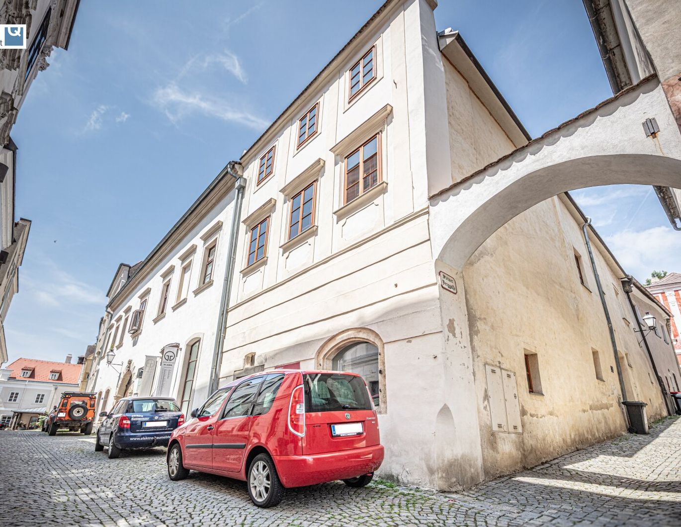 Denkmalgeschützes Bürgerhaus nächst 
