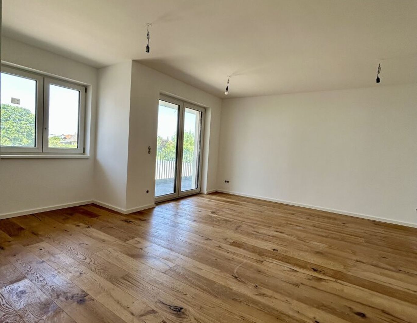 Erstbezug in Mannswörth: Moderne 2-Zimmer Wohnung mit Balkon