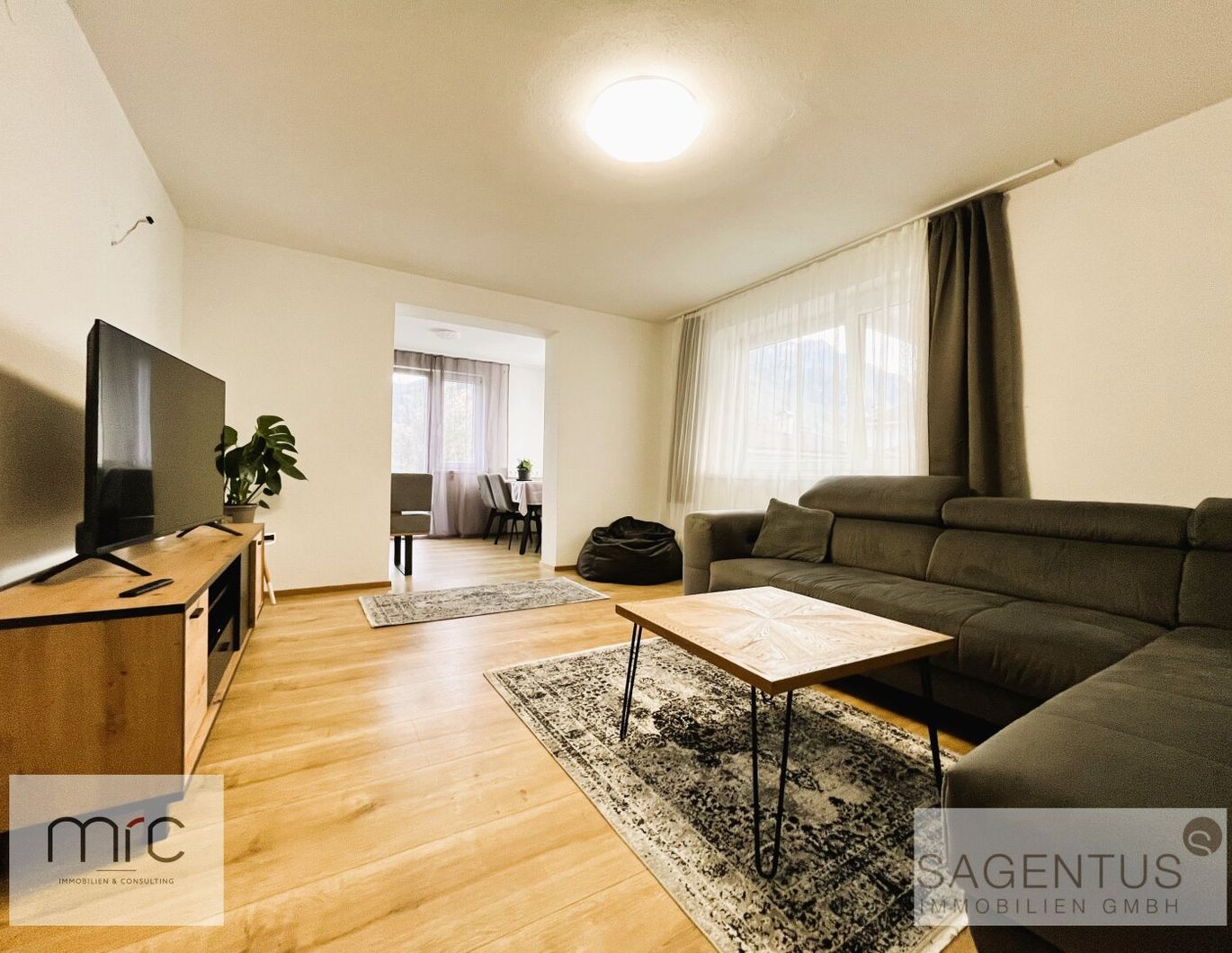 Dort leben, wo andere Urlaub machen: Wunderschöne 3-Zimmer-Wohnung mit 196m² großen Garten im Stubaital zu verkaufen!