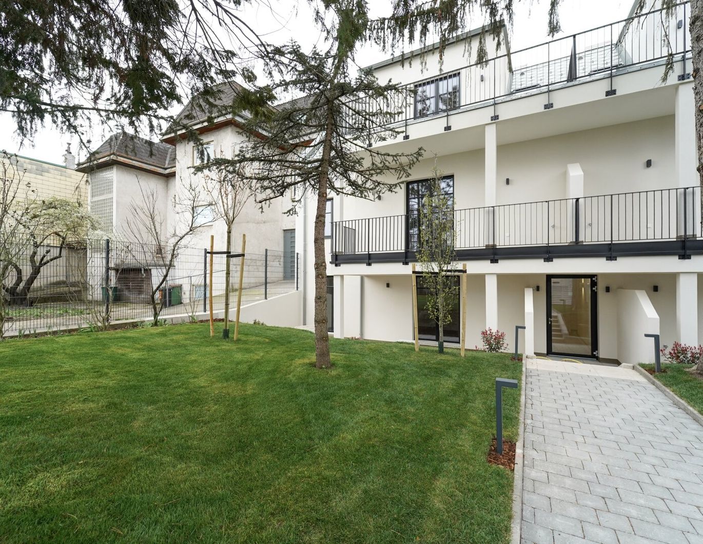 Barfuß durchs Gras, Kaffee auf der Terrasse - Ihr neues Zuhause im Grünen