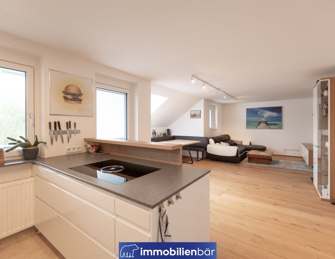 Reduzierter Preis - Top-aufgeteilte 4-Zimmer-Wohnung mit Balkon und Blick ins Grüne im Zentrum von Bad Schallerbach