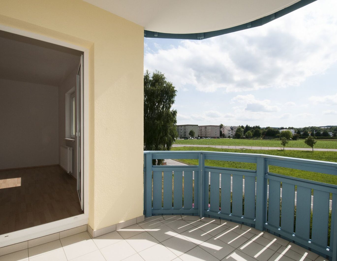 Mietwohnung (219) 68 m² mit Loggia und Balkon ca.7.0 m² Vermietung direkt vom Eigentümer keine Provision