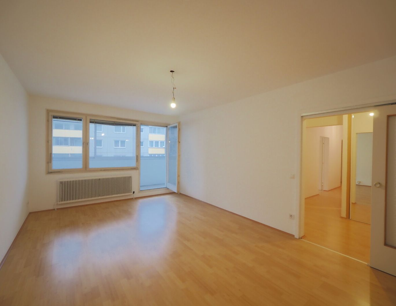 perfekt aufgeteilte 3 Zimmerwohnung nähe Naschmarkt in Hofruhelage! (WG-geeignet)