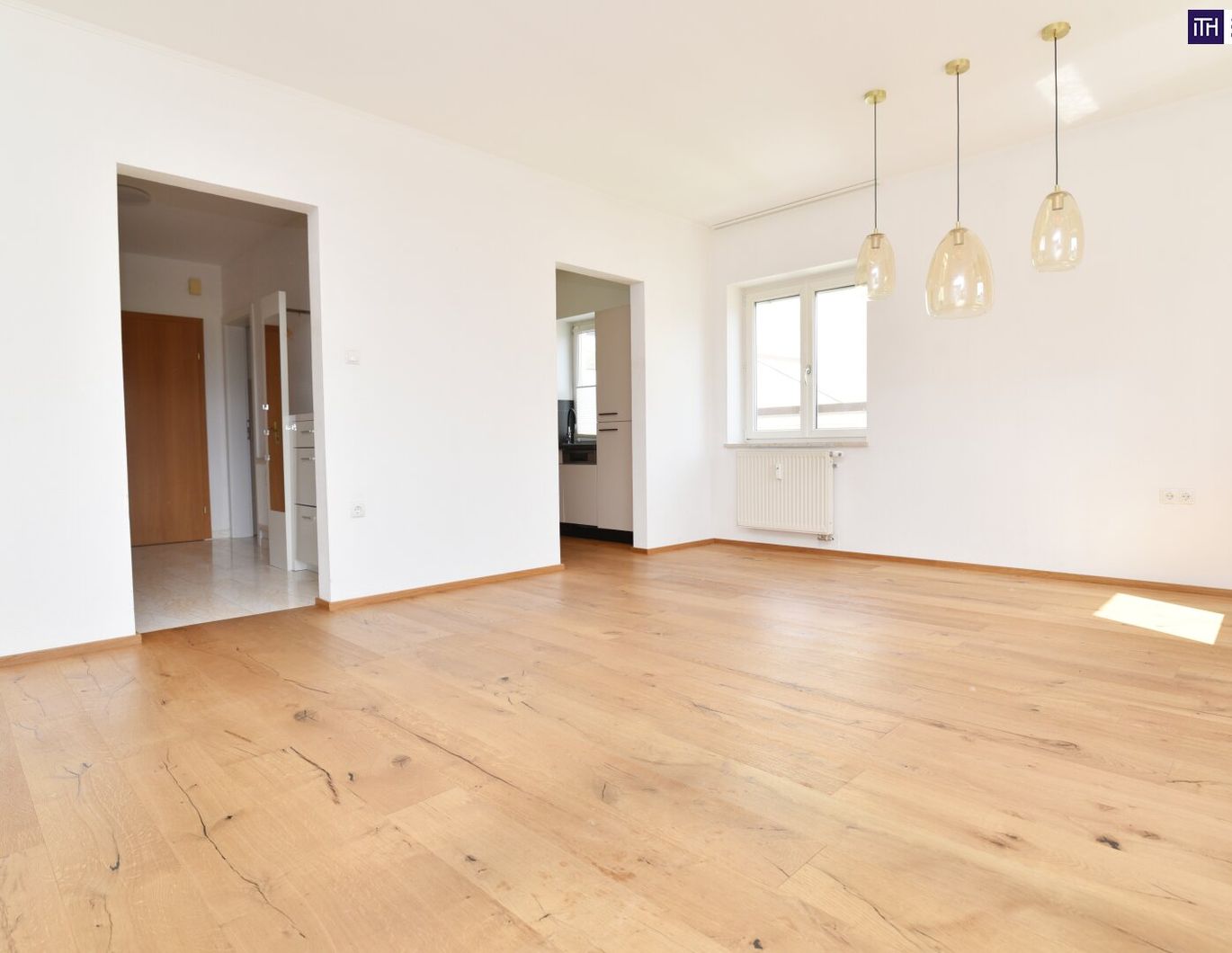 SCHNUCKELIGE MODERNE zwei Zimmer MAISONETTE inklusive CARPORT - TOP PREIS!!!