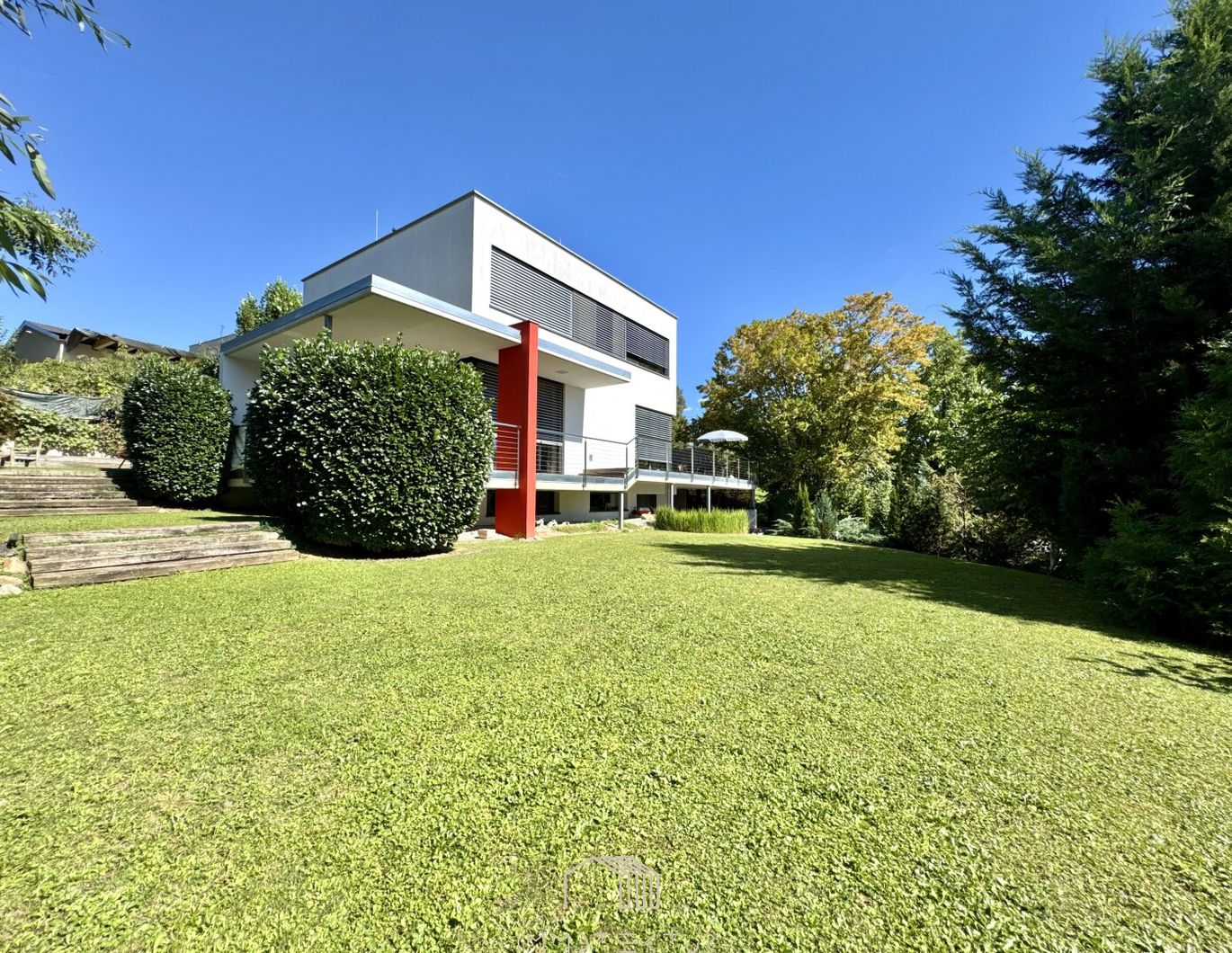 PASSIVHAUS: Nachhaltiges Einfamilienhaus in Grazer BESTLAGE mit Keller und großem Garten