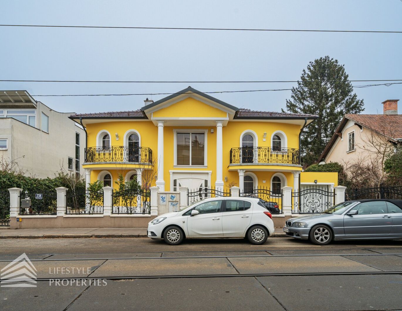 Charmante Villa mit idyllischem Garten