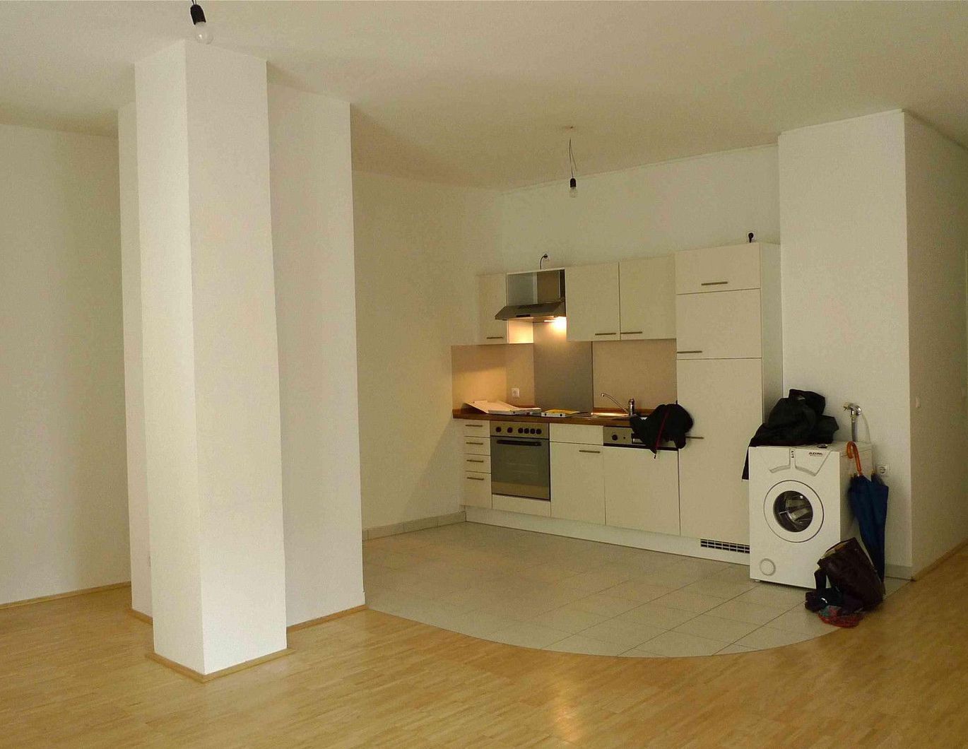 Sehr schöne Garconniere, 47 m² mit eigenem Arkadengang, Zentrum Wels zu vermieten