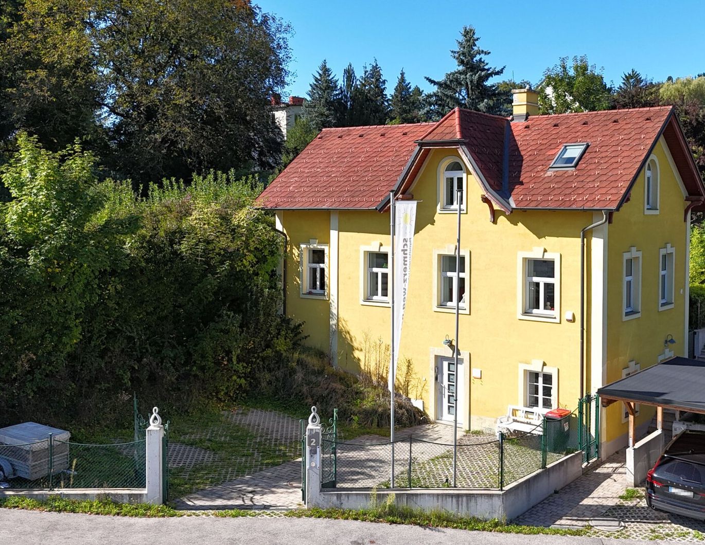 Charmante Wienerwald-Villa in erstklassiger Siedlungslage in Pressbaum