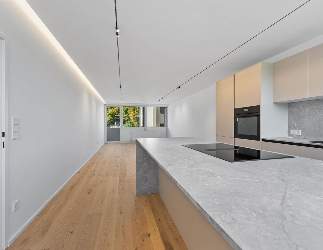 NEUBAUFEELING im Herzen von Linz - Wohnen mit Domblick