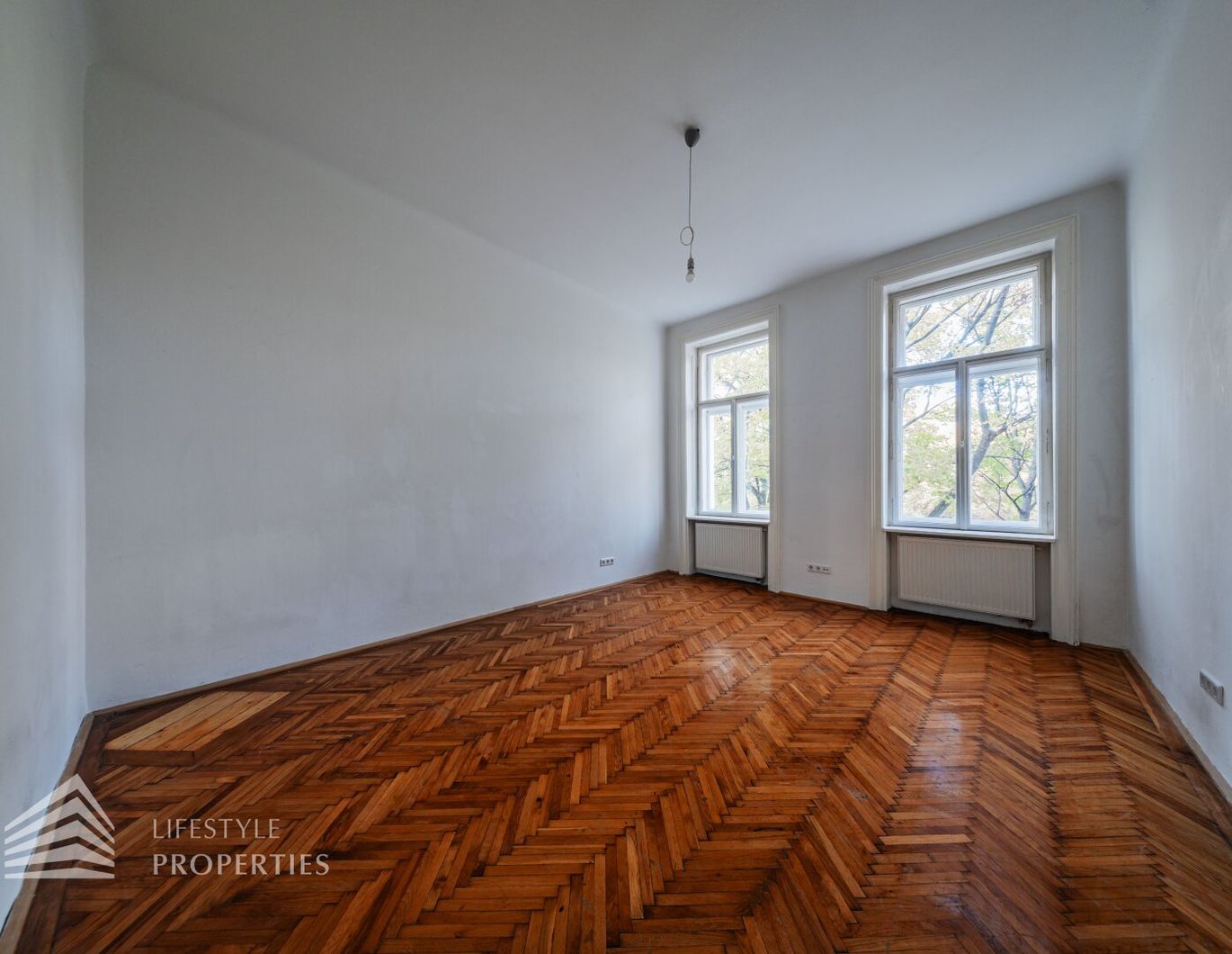 Helle 2-Zimmer-Stilaltbauwohnung, Nähe Augarten!