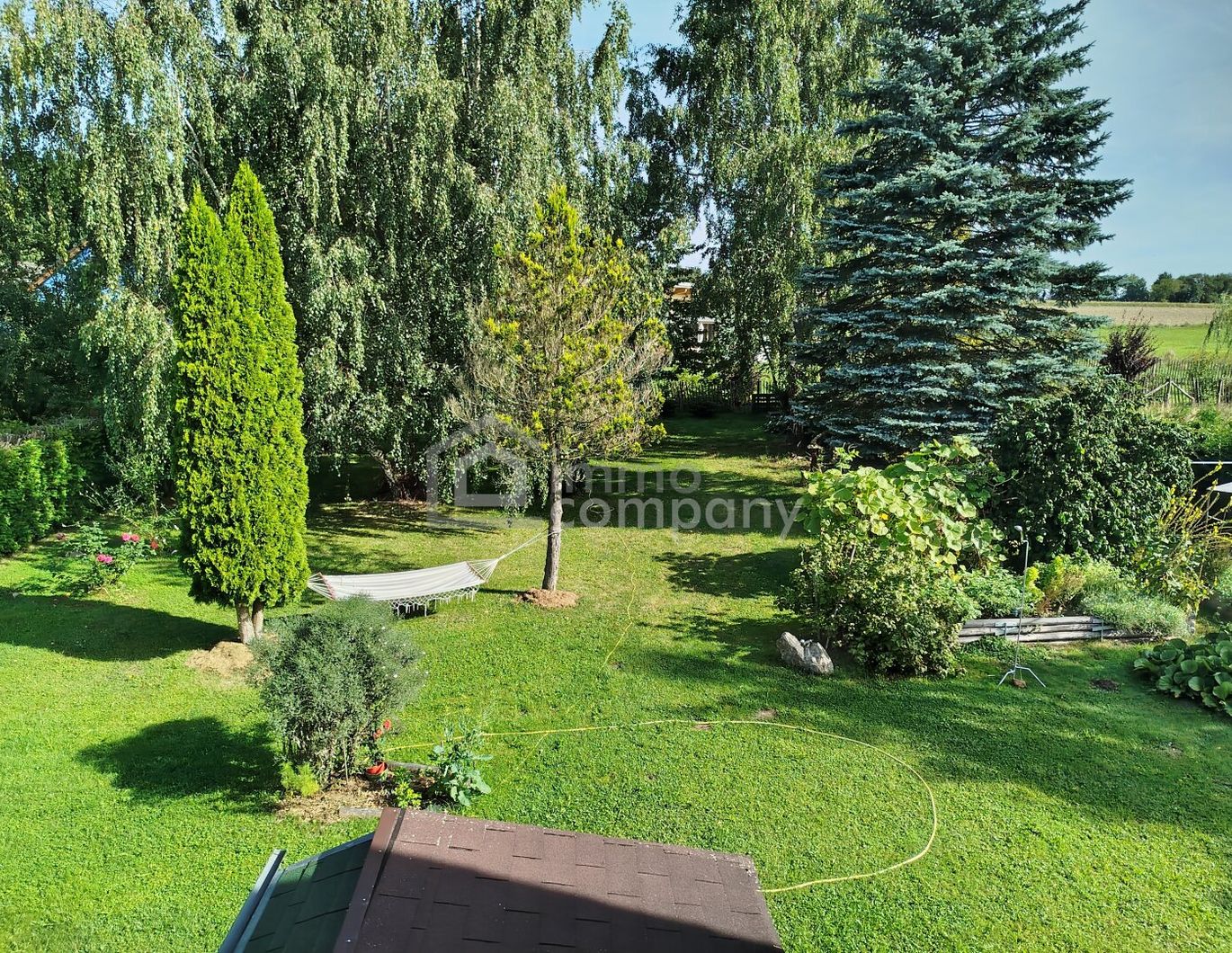 Einfamilienhaus mit großem Garten in ruhiger Sackgasse