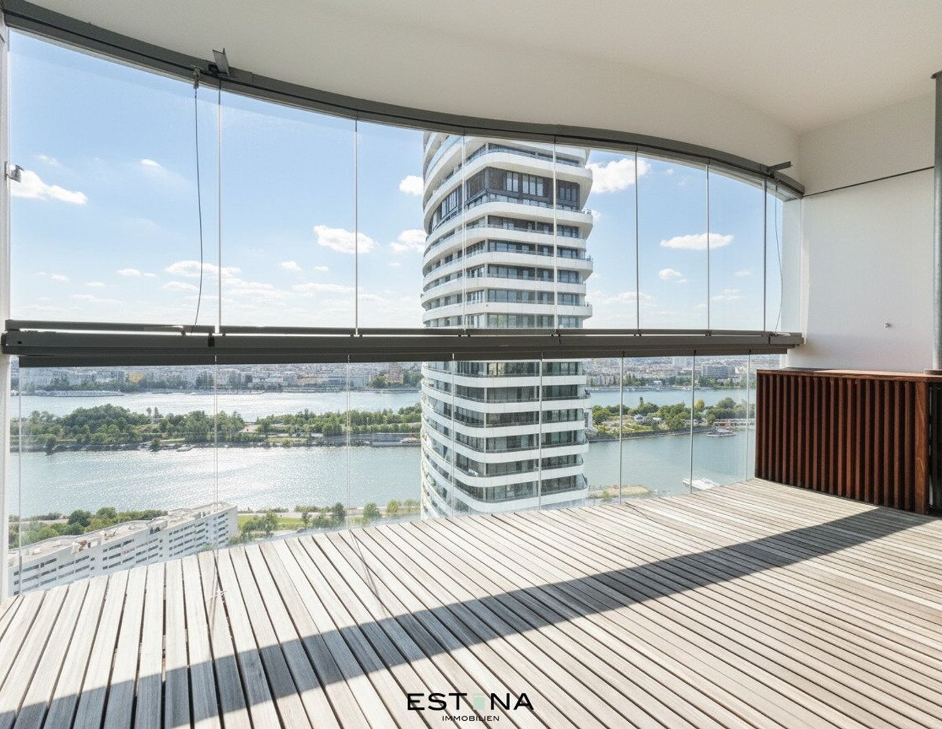 Wohnen am Wasser mit Blick über Wien - provisionsfrei