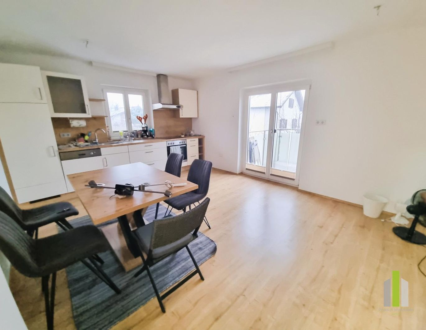 Charmante 2-Zimmer-Wohnung mit großem Balkon