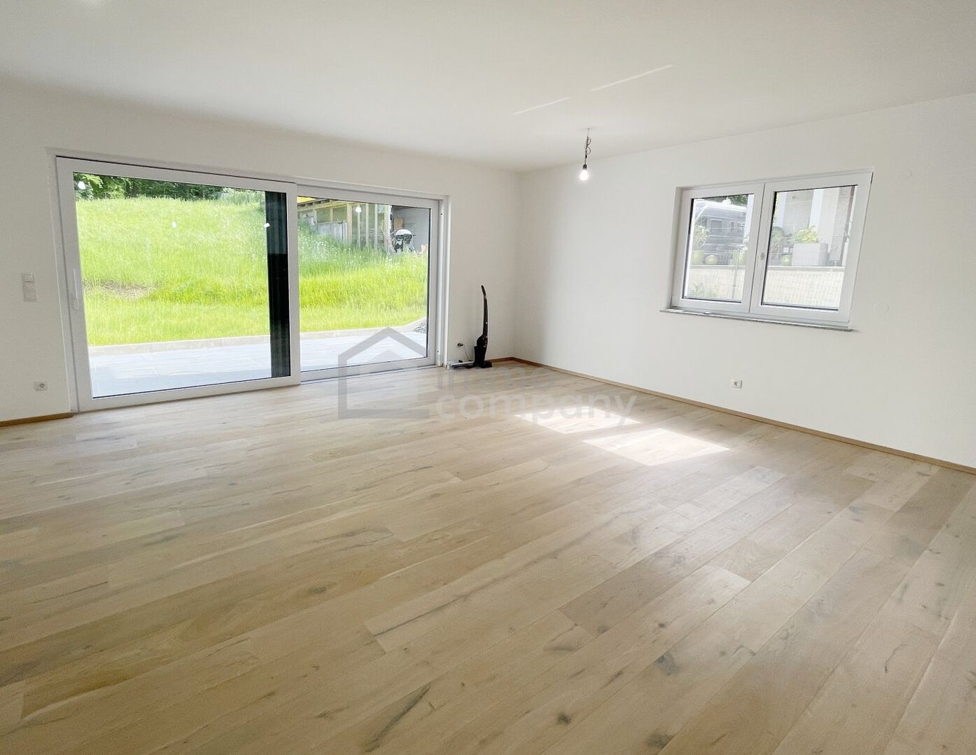 Anlage oder Eigenheim - Grüne Idylle in Wellenbadnähe!