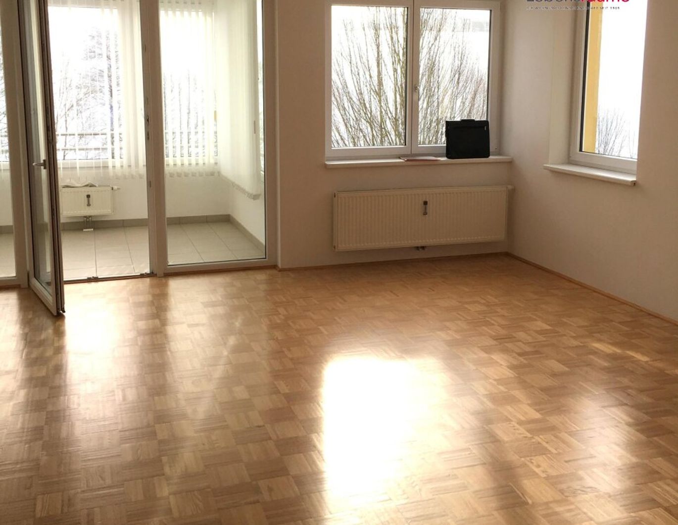 Helle 3-Zimmer Wohnung mit Wintergarten