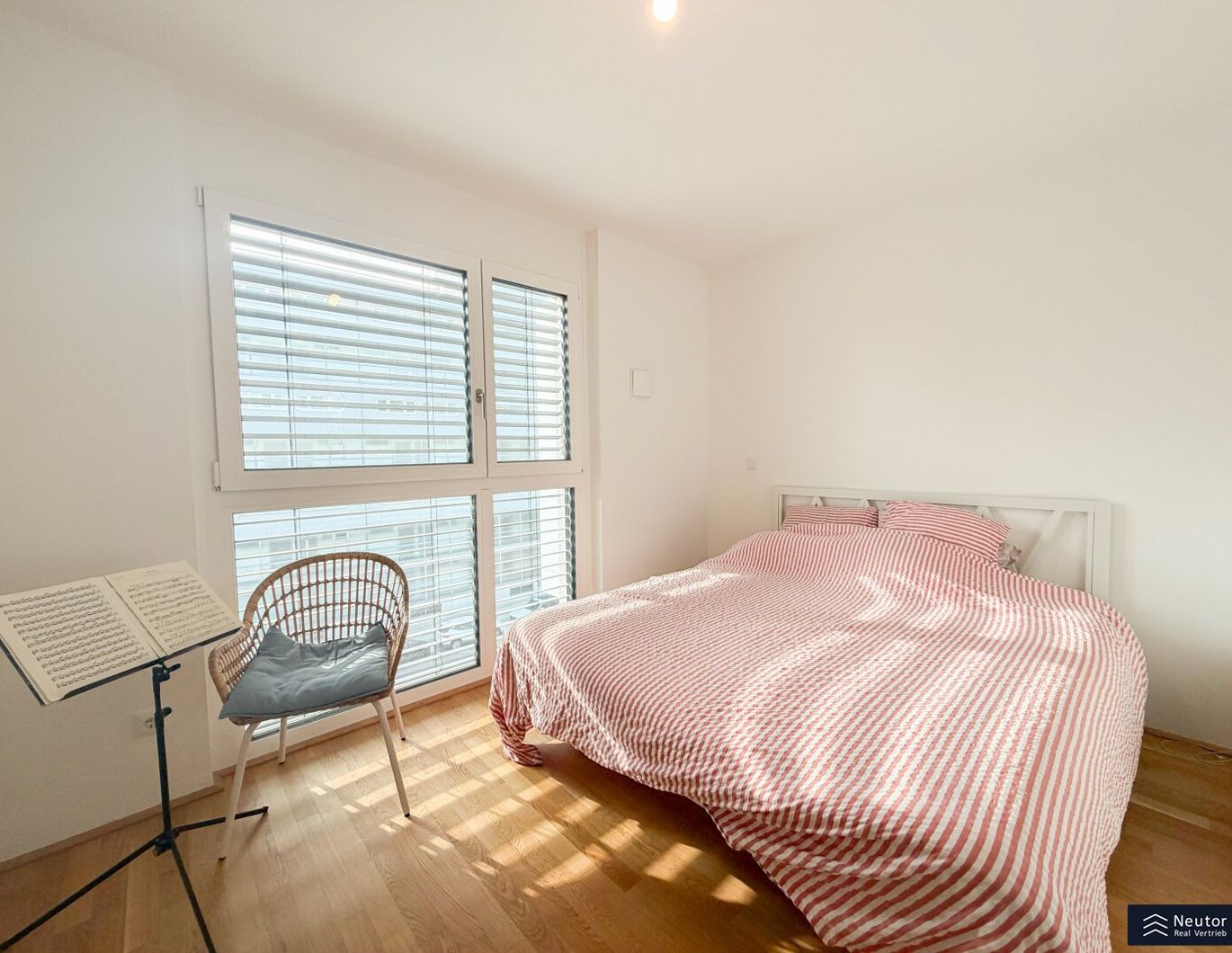 MODERNE 2 ZIMMER-STADTWOHNUNG MIT BALKON IN BEGEHRTER LAGE - NAHE ALTE DONAU - MIT BESTER VERKEHRSANBINDUNG - U1 KAGRAN