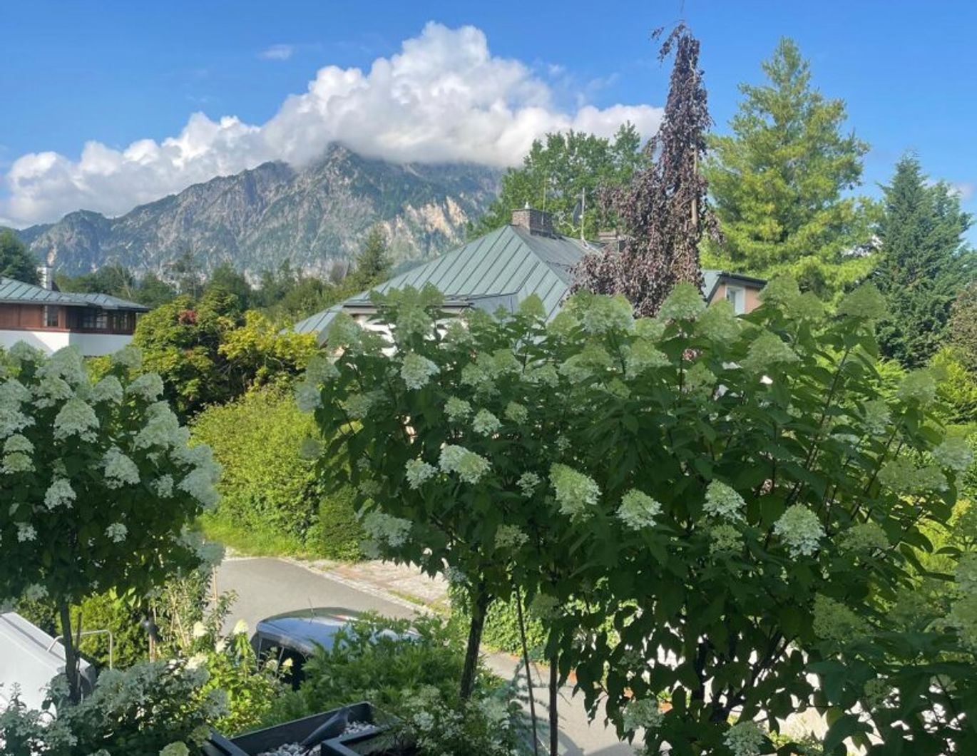 PREMIUM REIHENENDHAUS MIT POOL!