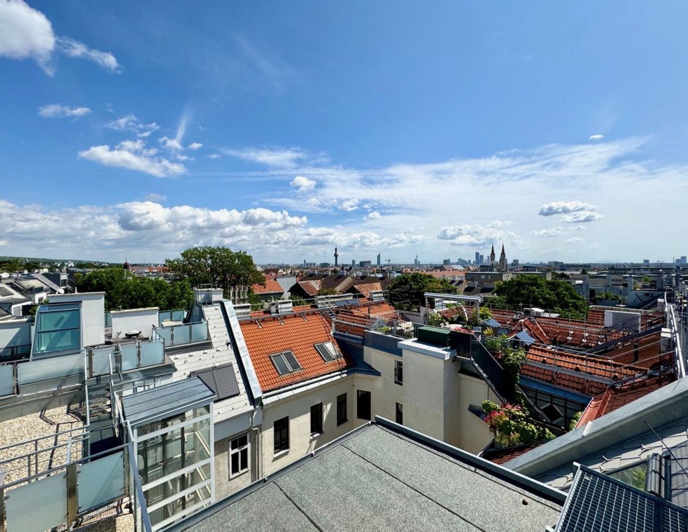 ++ CITY LIFESTYLE ++ Nur noch EINE Dachgeschosswohnung verfügbar!