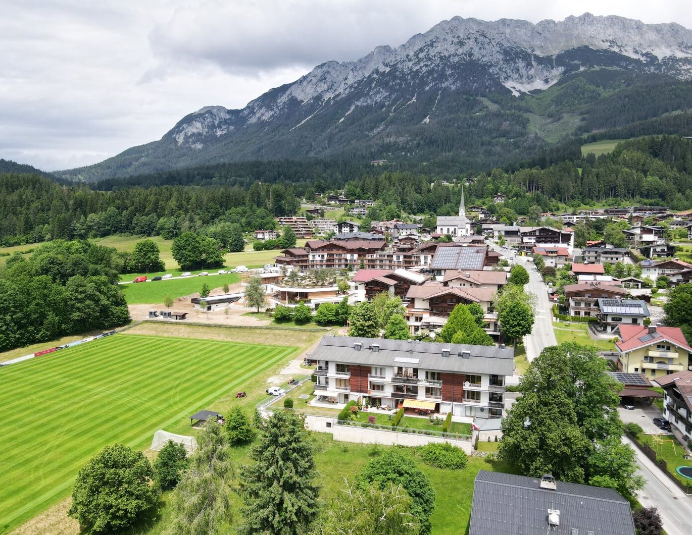 Sehr schöne 83 m² - 3-Zimmer-Penthouse-Eigentumswohnung in sonniger Aussichtslage